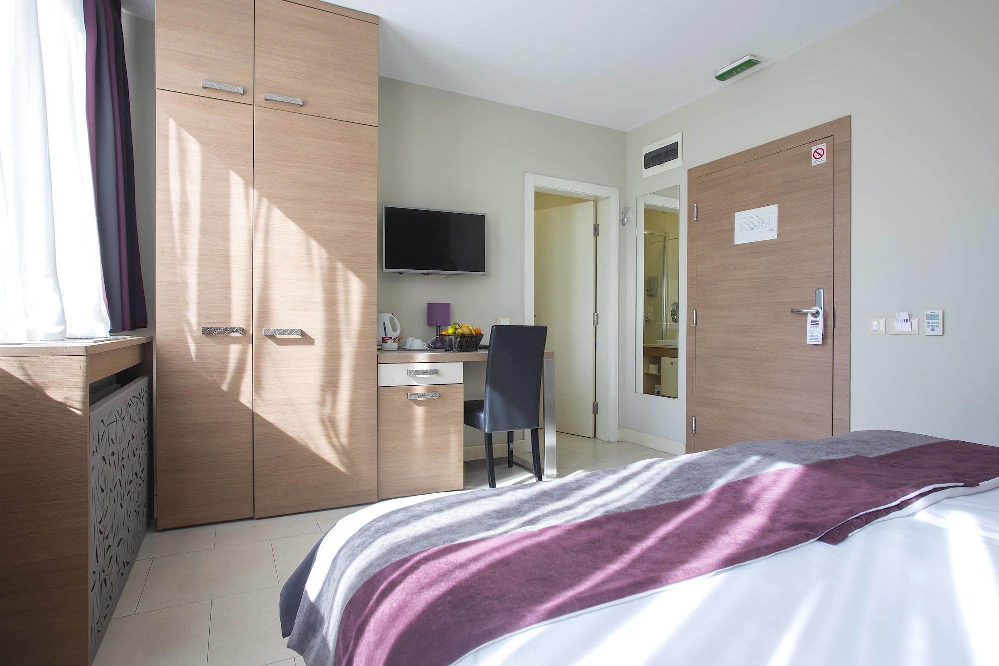 Hotel Srbija Garden-Free Parking Belgrade Exterior photo
